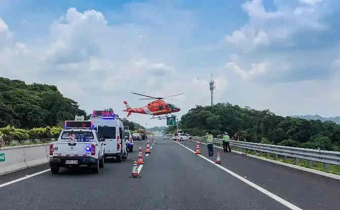 贞丰高速公路汽车救援案例